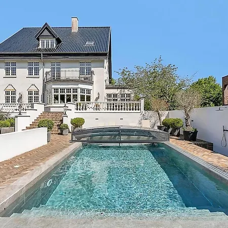 Large Pool Close To Forest