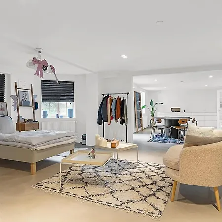 Villa Large Pool Close To Forest